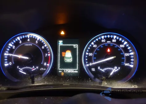 2017 Toyota Highlander Se from USA, damaged, VIN 5TDJZRFH2HS416930